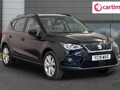 Usado Seat Arona SE Technology 95 CV (69 kW) 2019 Negro SUV