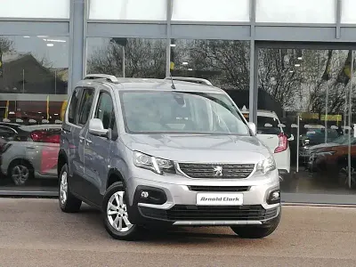 Used Peugeot Rifter Allure 109 HP (80 kW) 2019 Grey MPV