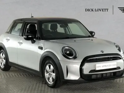 Used Mini Cooper Classic 134 HP (98 kW) 2022 Silver Hatchback