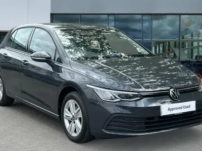 Used VW Golf VIII Life 110 HP (80 kW) 2023 Grey