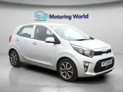 Second-hand Kia Picanto 66 CP (48 kW) 2023 Argintiu Hatchback
