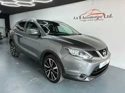 Used Nissan Qashqai Tekna 115 HP (84 kW) 2017 Grey SUV