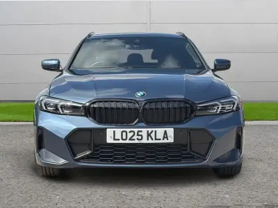 Used BMW 320 M Sport 181 HP (133 kW) 2025 Blue Estate