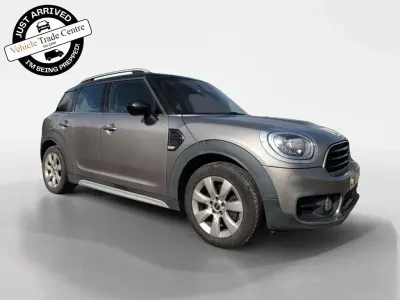 Usado Mini Cooper 2018 Prateado Citadino