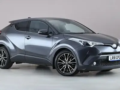 Begagnad Toyota C-HR 122 HK (89 kW) 2018 Grå SUV