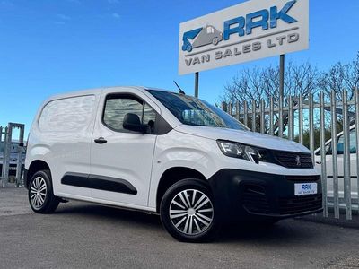 Used Peugeot Partner Premium 2023 White MPV