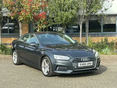 Begagnad Audi A5 Sport 190 HK (139 kW) 2017 Grå Sportkupé