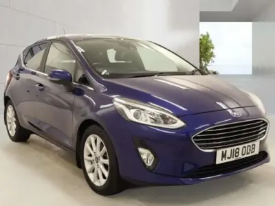 Usado Ford Fiesta Titanium 100 HP (73 kW) 2018 Azul Citadino