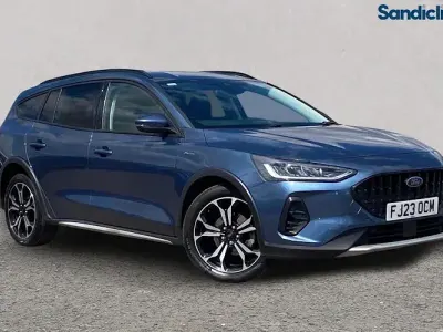 Used Ford Focus Active X 155 HP (114 kW) 2023 Blue Estate