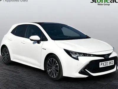 Used Toyota Corolla Design 184 HP (135 kW) 2022 White Hatchback