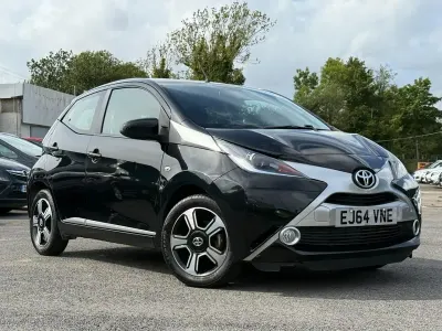 Used Toyota Aygo X-clusiv 69 HP (50 kW) 2014 Black Hatchback