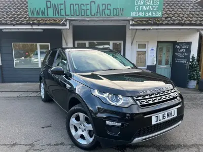 Begagnad Land Rover Discovery Sport HSE 150 HK (110 kW) 2016 Svart SUV