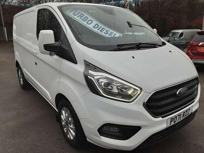 Used Ford Transit Custom Limited 130 HP (95 kW) 2021 White Van