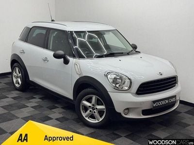 White Used 2013 Mini ONE Hatchback | £6,000 (Fair price)