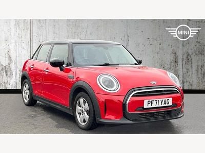 Used Mini Cooper Classic 134 HP (98 kW) 2022 Red Hatchback