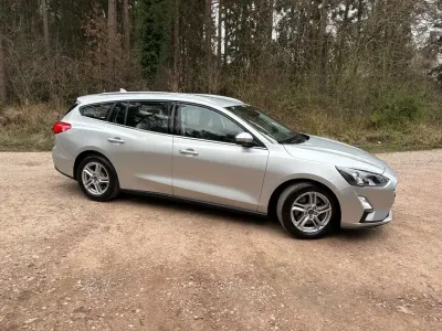 Used Ford Focus Zetec 120 HP (88 kW) 2020 Silver Estate
