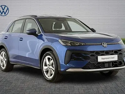 New VW T-Roc Life 150 HP (110 kW) 2026 Celestial blue SUV