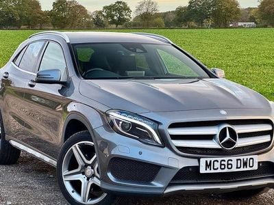 Mercedes GLA220