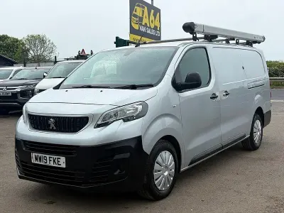 Used Peugeot Expert 120 HP (88 kW) 2019 Silver Van