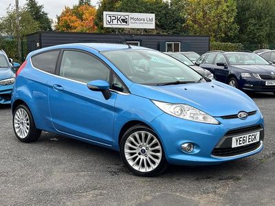 Used Ford Fiesta Titanium 96 HP (70 kW) 2011 Blue Hatchback