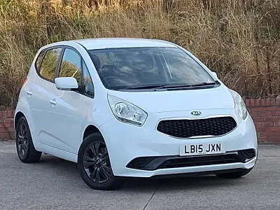 Used Kia Venga 89 HP (65 kW) 2015 White Hatchback