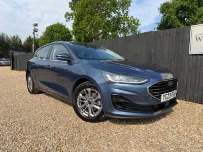 Usado Ford Focus Titanium 2023 Azul Citadino