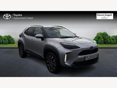 Used Toyota Yaris Hybrid Design 116 HP (85 kW) 2025 Silver Hatchback