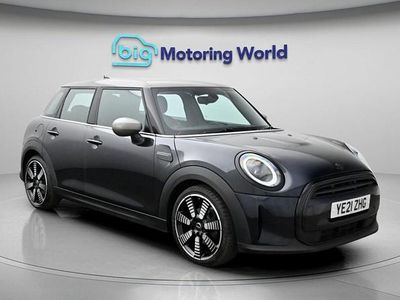 Used Mini Cooper Exclusive 136 HP (100 kW) 2021 Blue/black Hatchback