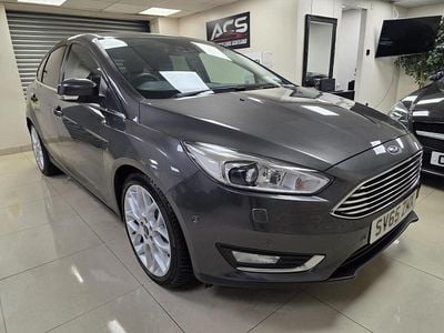 Used Ford Focus Titanium X 182 HP (133 kW) 2015 Grey Hatchback