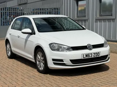 Used VW Golf VII SE 2013 White Hatchback