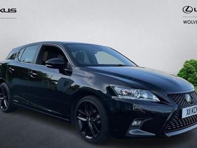 Lexus CT200h