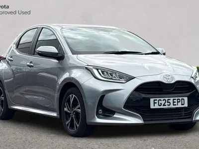 Used Toyota Yaris Design 116 HP (85 kW) 2025 Silver Hatchback