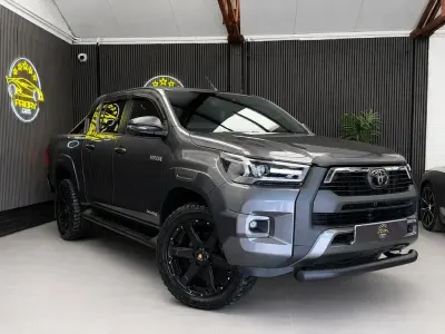 Used Toyota HiLux 204 HP (150 kW) 2021 Grey Pickup