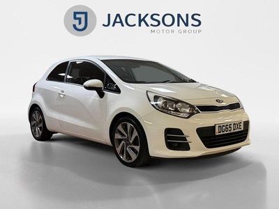 White Used 2015 Kia Rio Hatchback | £7,650 (Expensive)