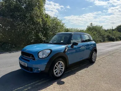 Used Mini Cooper SD 143 HP (105 kW) 2017 Blue Hatchback
