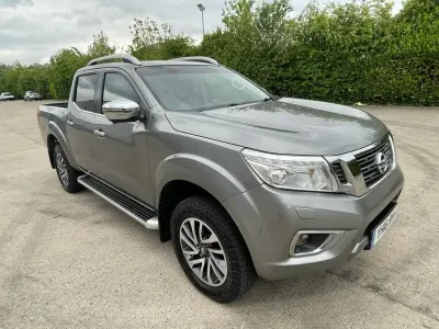 Used Nissan Navara Tekna 190 HP (139 kW) 2016 Grey Pickup