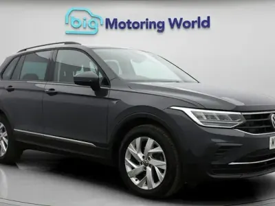 Usado VW Tiguan S 150 HP (110 kW) 2022 Cinzento SUV