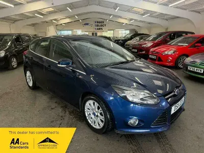 Used Ford Focus Titanium 115 HP (84 kW) 2011 Blue Hatchback
