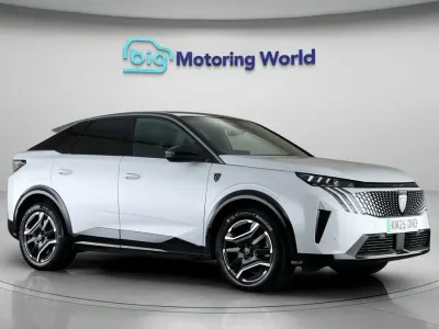 Used Peugeot e-3008 GT 154 kW (210 HP) 2025 SUV
