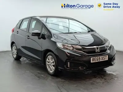 Używany Honda Jazz SE 2020 Czarny Hatchback