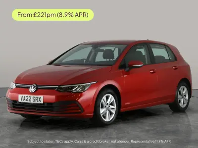 Used VW Golf VIII Life 150 HP (110 kW) 2022 Red Hatchback