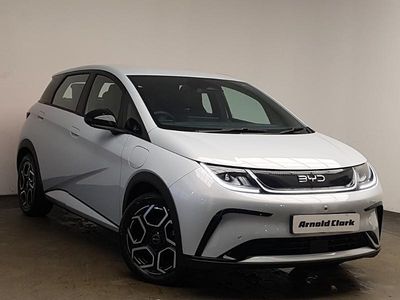 Nuevo BYD Dolphin Comfort 150 kW (204 CV) 2026 Blanco Utilitario