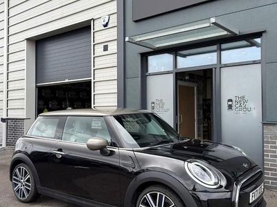 Used Mini Cooper Exclusive 136 HP (100 kW) 2021 Black Hatchback