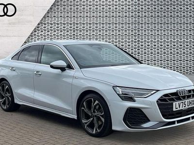 Usado Audi A3 S-Line 150 HP (110 kW) 2025 Branco