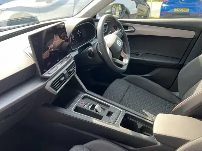 Used Seat Leon FR 272 HP (200 kW) 2025 Blue Estate