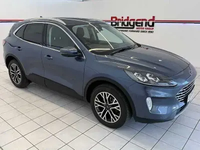Used Ford Kuga Titanium 190 HP (139 kW) 2020 Blue SUV