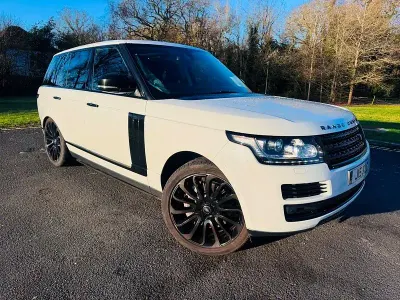 Używany Land Rover Range Rover Vogue 339 KM (249 kW) 2015 Biały SUV