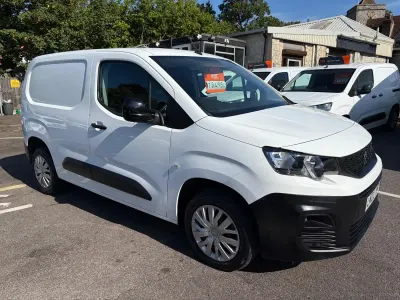 Used Peugeot Partner Premium 2022 White MPV