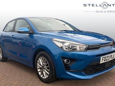 Used Kia Rio 101 HP (74 kW) 2022 Blue Hatchback