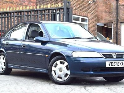 Used Vauxhall Vectra 2002 Blue Hatchback